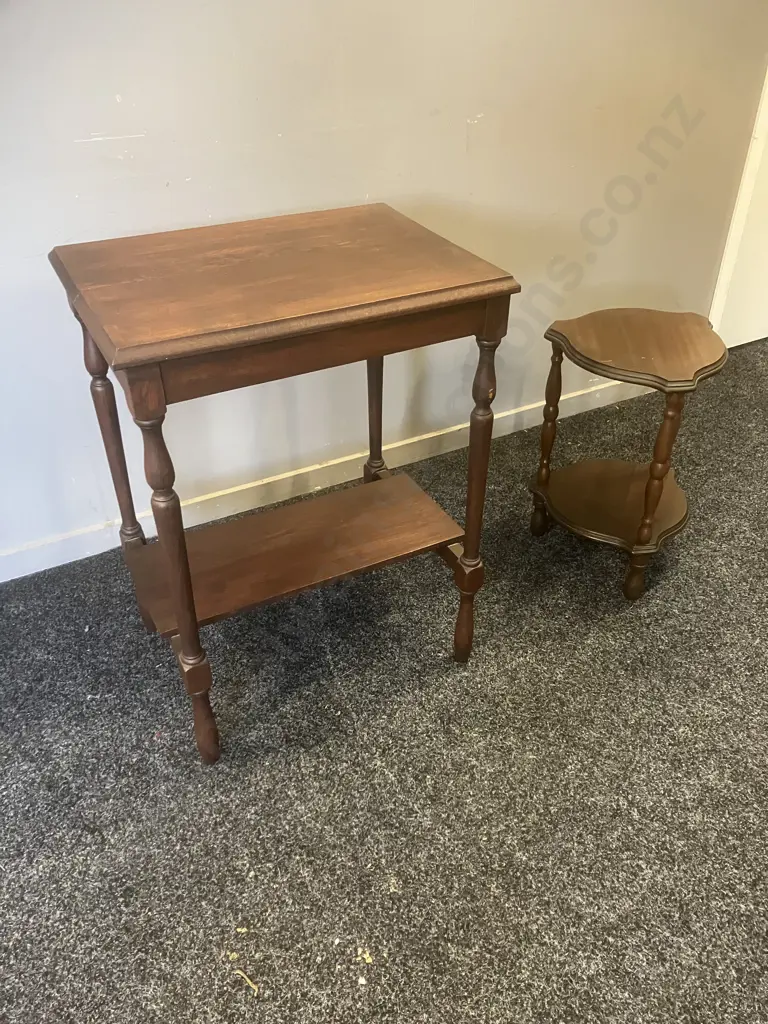 Mahogany Side Table & Plant Stand Image 1++