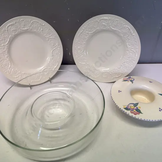 Wedgwood of Etruria & Barlaston Patrician Dinner Plates x2 With Poole Posy Vase & Glass Chip & Dip Bowl