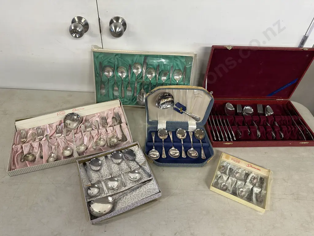 Selection Of Silverware Cutlery Items  Image 1++