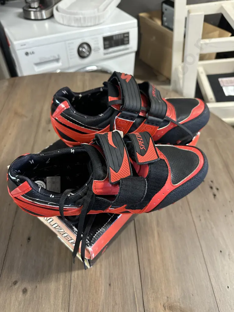 Specialized Team Mtn Shoe Size 45 Image 1++