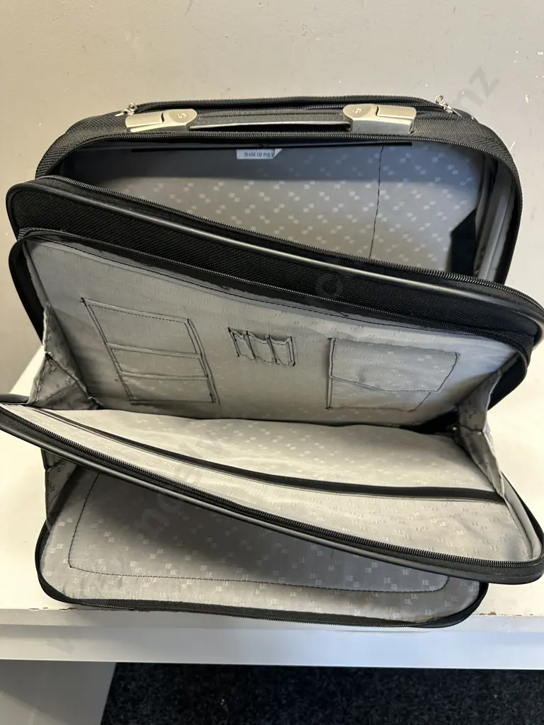 Black Samsonite Business Travel Case Image 1++
