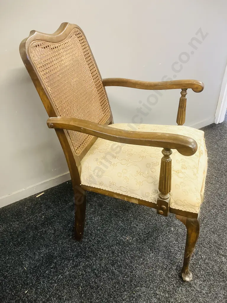 Louis XVI Style Chair (Fabric Needs Repair) Image 1++