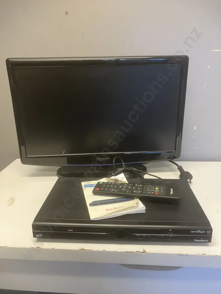 Magnavox 22" TV L22A0 With Remote & DishTV Aerial Box - DVD With Manual Image 1++