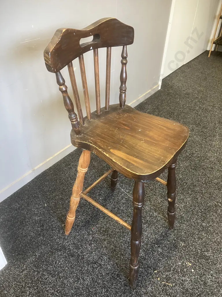 Colonial Pine Bar Stool Image 1++