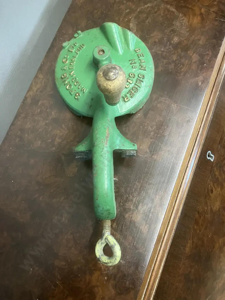 Spong England No 633 Bean Slicer Image 1++