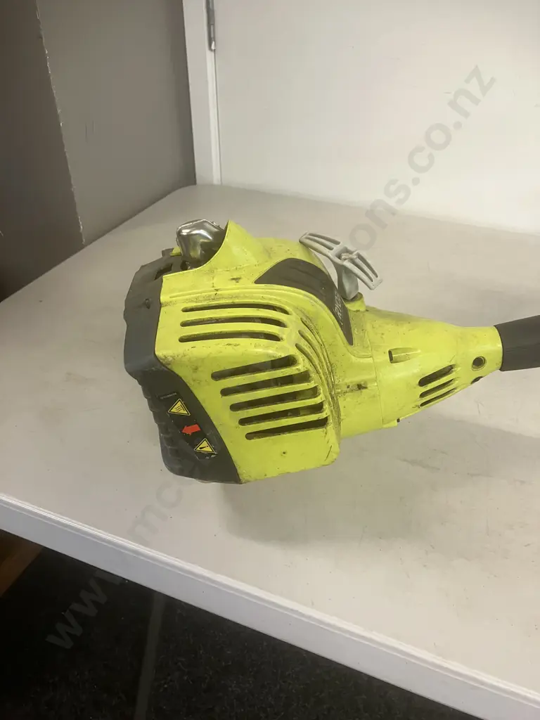 Ryobi Petrol Line Trimmer Image 1++