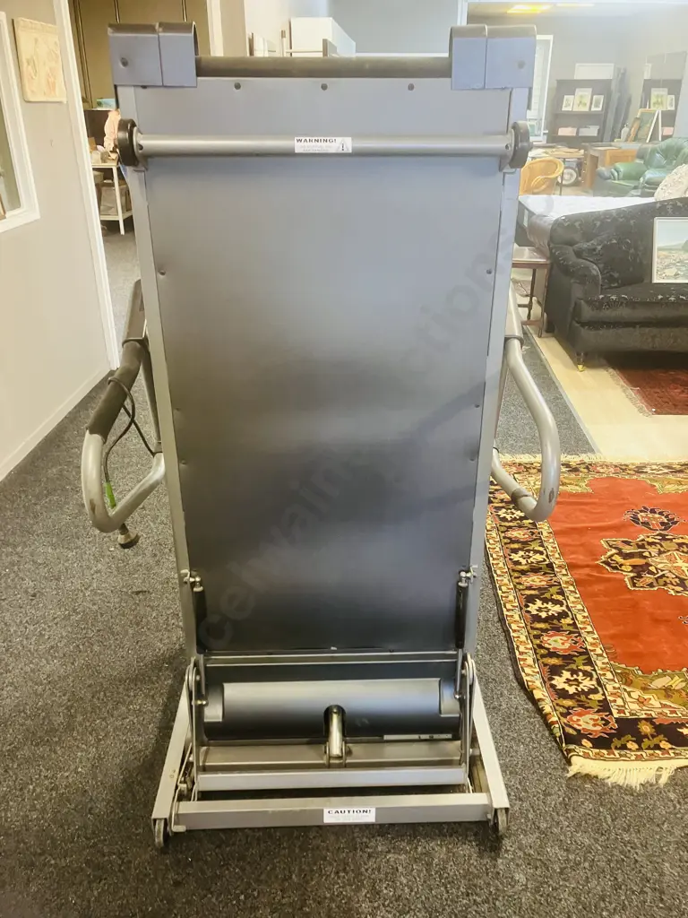 Horizon Fitness Omega II Motorized Treadmill Image 1++