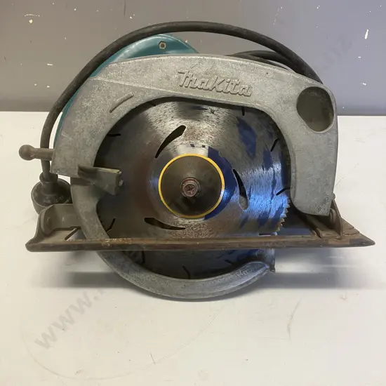 Makita 8" Circular Saw Model 5700