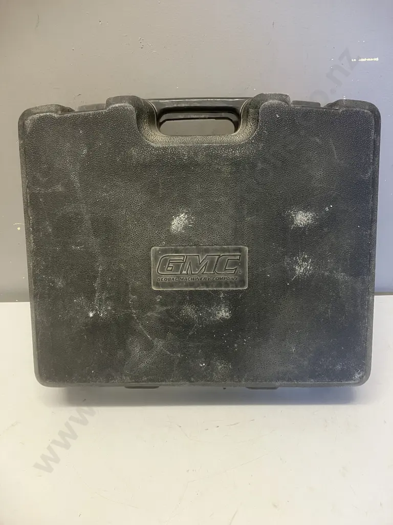 GDC Rotary Hammer Drill 1050W IN Blow-Moulded Case Image 1++