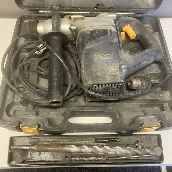 GDC Rotary Hammer Drill 1050W IN Blow-Moulded Case