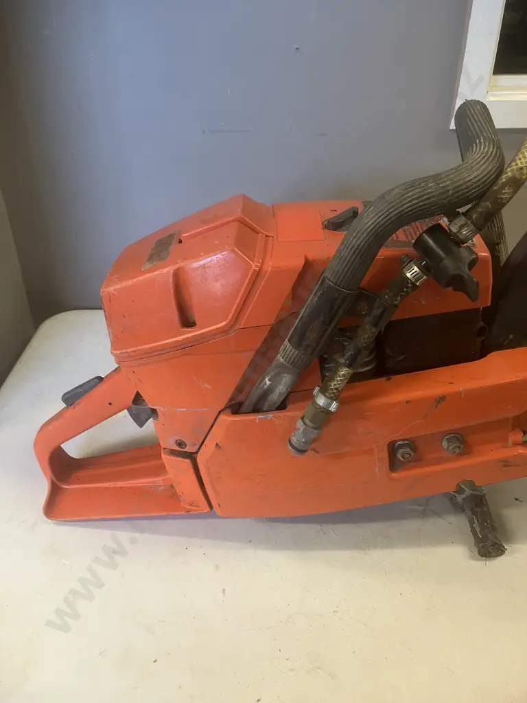 Husqvarna 272K Concrete Saw Image 1++