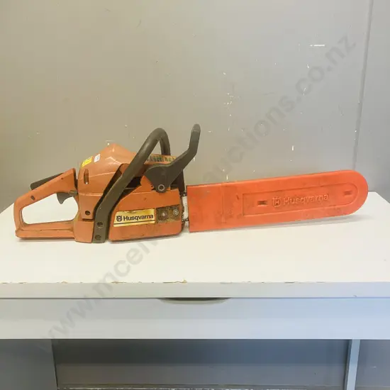 Husqvarna 137 E-Series Chainsaw
