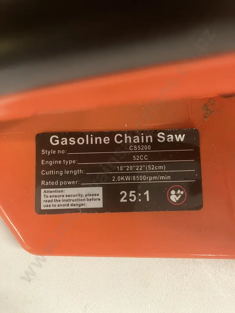 52cc HEBAT Gasoline Chainsaw Image 1++