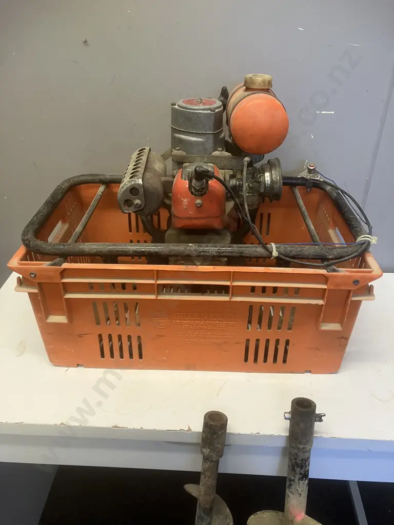 Tanaka (Japan) Post Hole Borer Model JEA-37 With Two Augers (Been Sitting For 18 Months) Image 1++