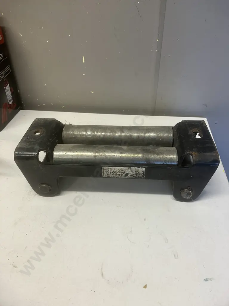 4 Way Roller Image 1++