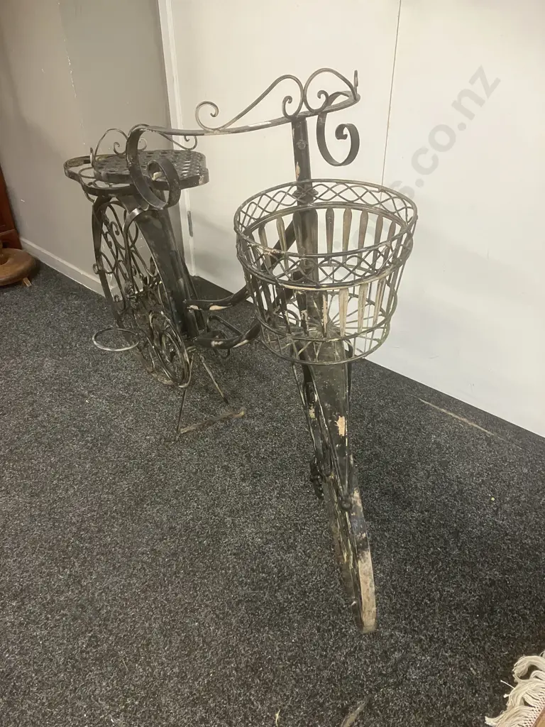 Large Black Steel Bike Garden Feature Planter. H90 W140 D40cm Image 1++