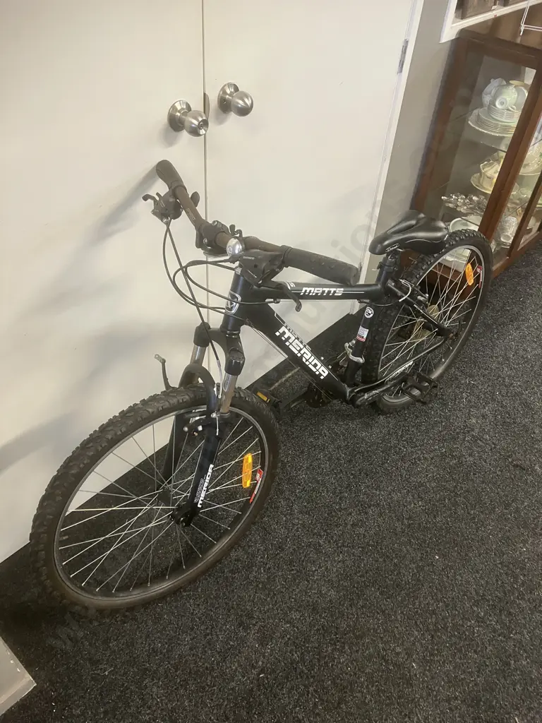 Merida Matts S10 Sports Geometry 41cm With Ontrack Gel Seat Image 1++