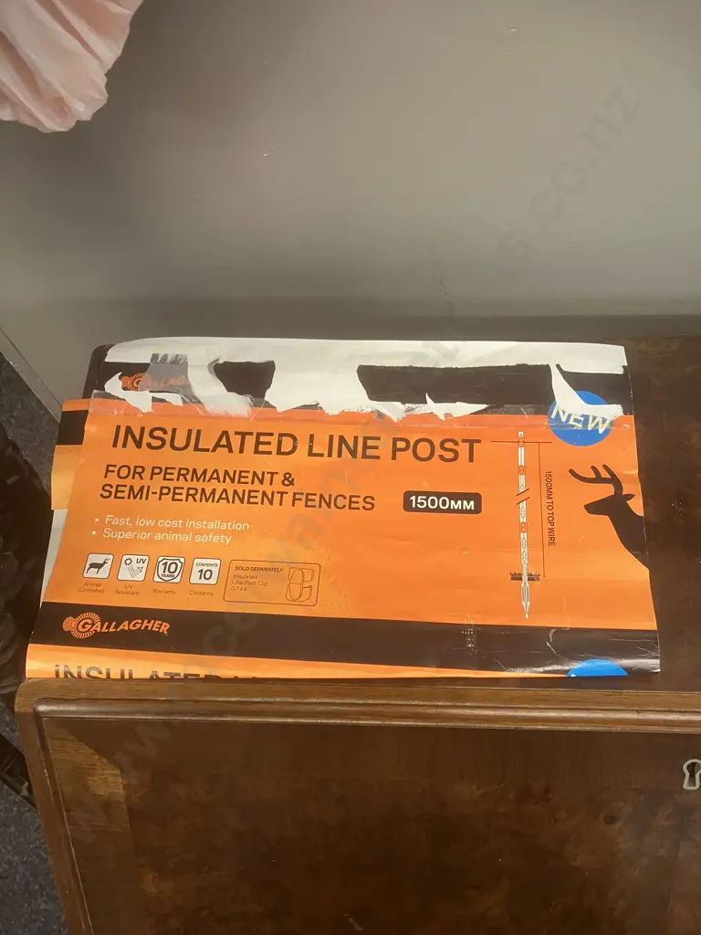 Gallagher 1500mm Insulated Line Posts x 10 With Clips Image 1++