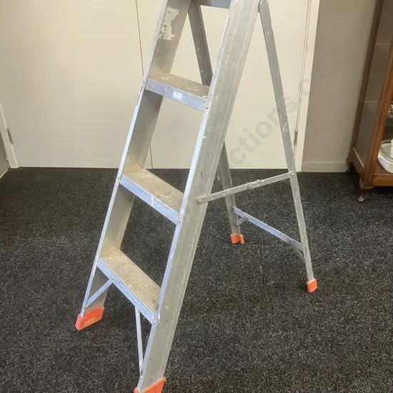 Aluminium StepLadder. 3 Step 113cm