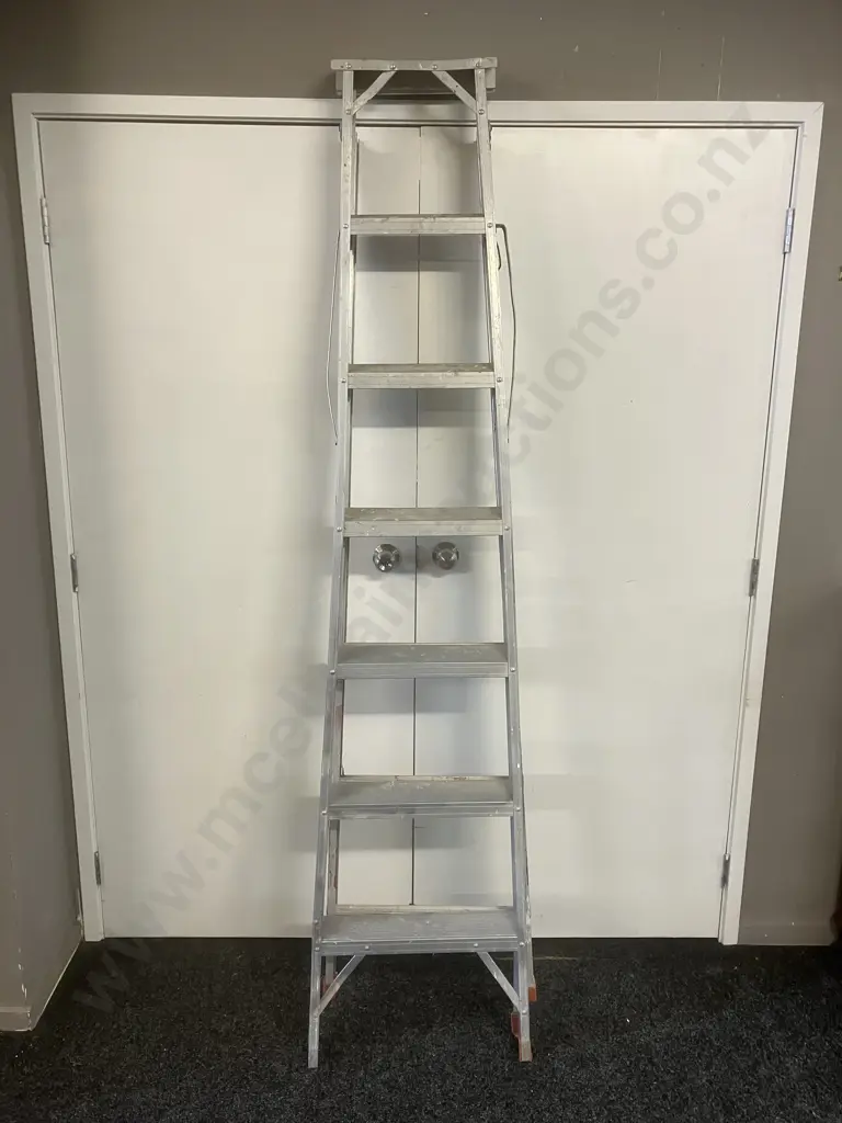 Aluminium Ladder - 6 Step, 213cm Image 1++