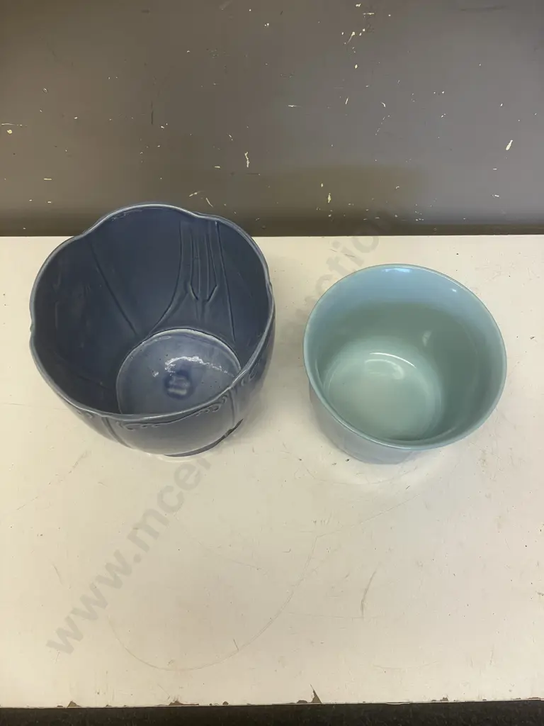 Temuka & Putaruru Ceramics Planters Image 1++