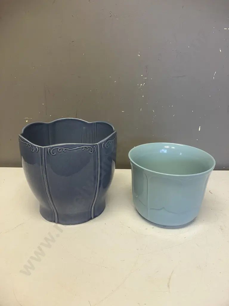 Temuka & Putaruru Ceramics Planters Image 1++