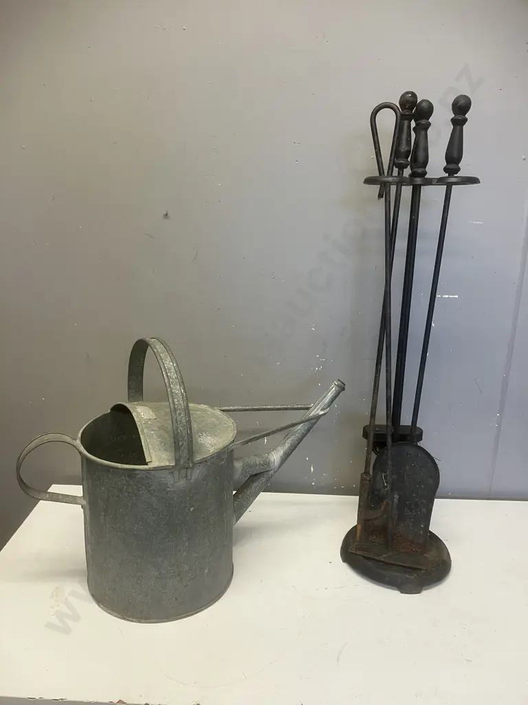 Fireside Companion Set & Steel Watering Can (No Head) Image 1++