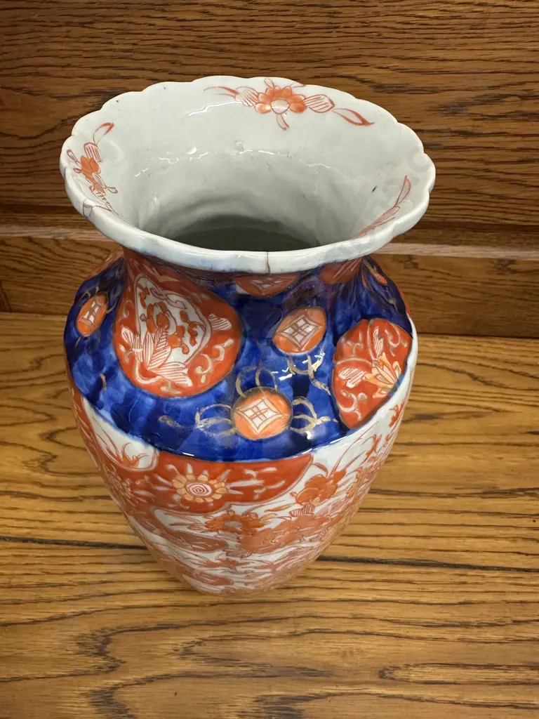 Antique Japanese Imari Porcelain Vase (as found) H30cm. Image 1++