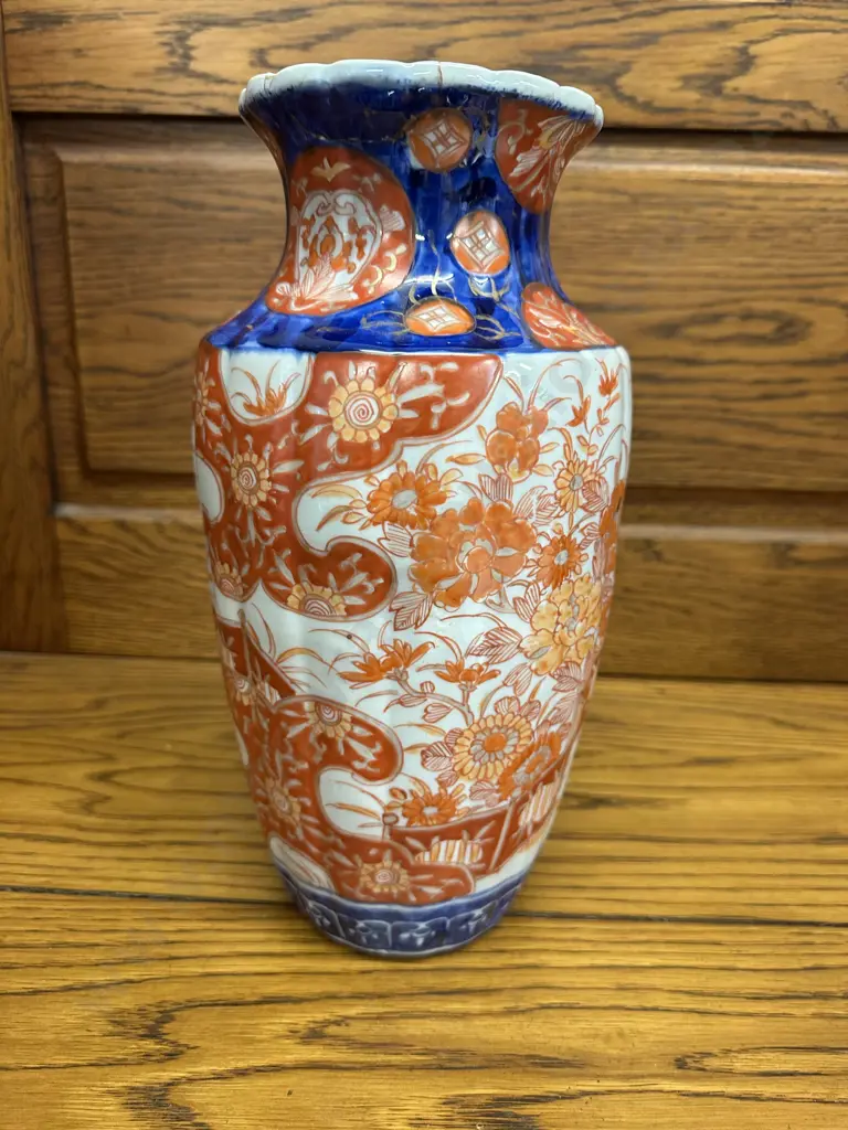 Antique Japanese Imari Porcelain Vase (as found) H30cm. Image 1++