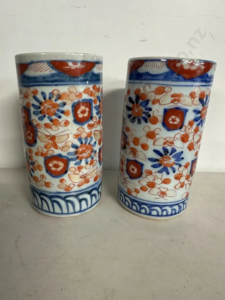 Pair of Japanese Antique Imari Porcelain Vases. H16.5cm (AF) Image 1++