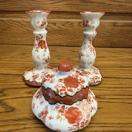 Vintage Japanese Imari Style Candle Holders & Lidded Dish (as found)