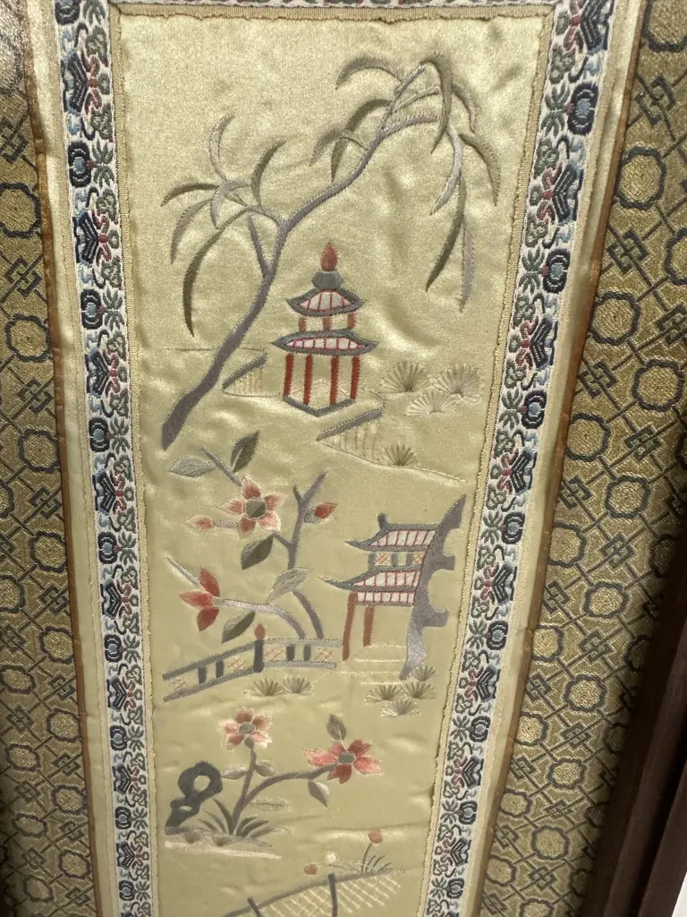 Framed Antique Chinese Silk Embroidered Panel - Landscape Scene. 47 x 25cm Image 1++
