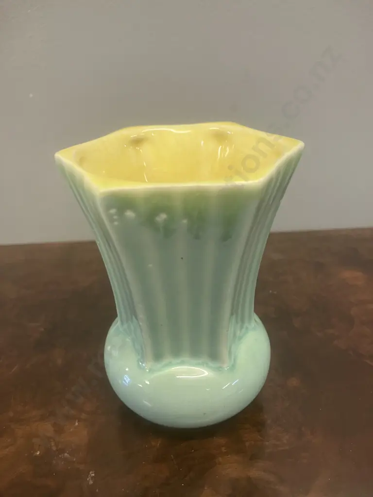 Crown Lynn Potteries Miniature Vase No 132, Wide Bulbous Base With Six Flaring Sides c1948 - 1955 Image 1++