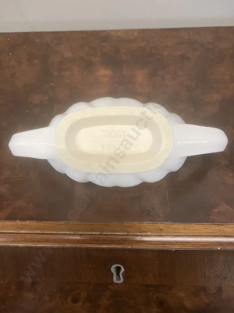 Wade 2 Handled Posy Vase. L16cm Image 1++