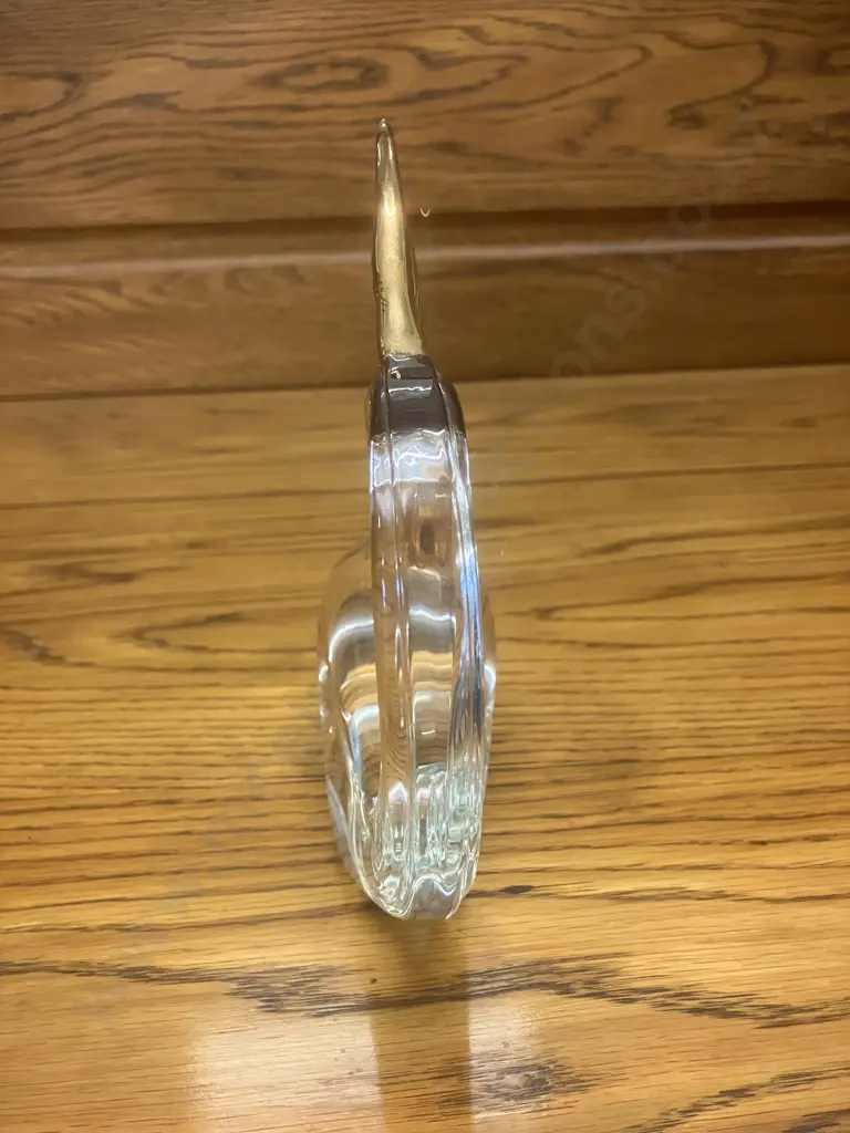 Vintage Murano-Style Whale Paperweight/Figurine With Gold Detailing. 20.5 x 20cm Image 1++