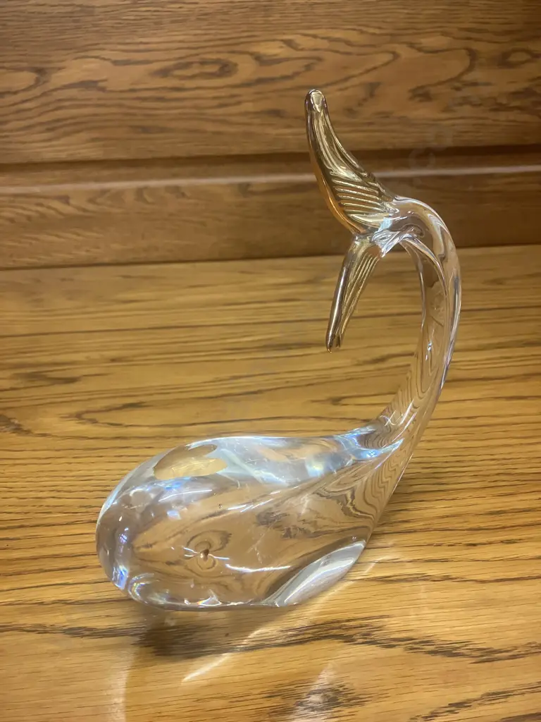 Vintage Murano-Style Whale Paperweight/Figurine With Gold Detailing. 20.5 x 20cm Image 1++