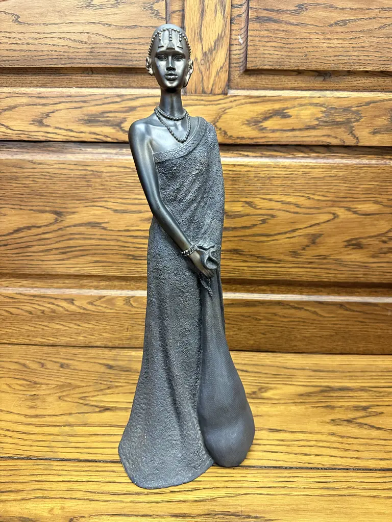 Vintage Lady Figurine H45cm. Image 1++