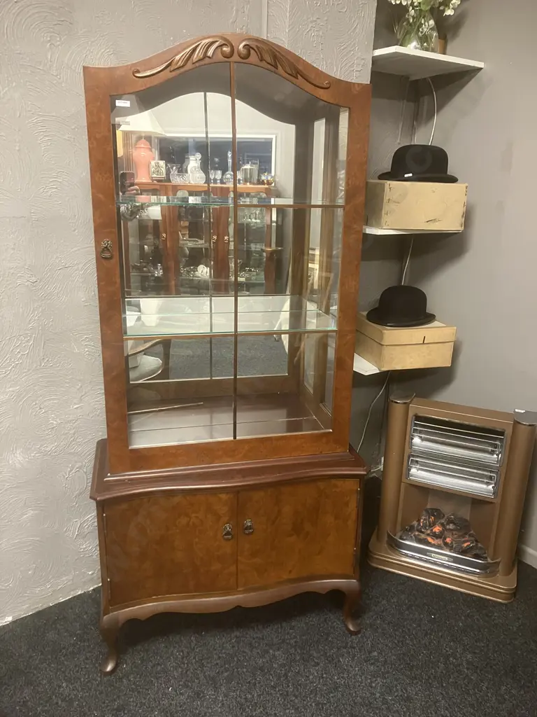 Ex Chandler House Burr Walnut 2 Door Mirror Backed China Display Cabinet, Glass Shelves, Cabriole Legs. H172 W80 D36cm Image 1++