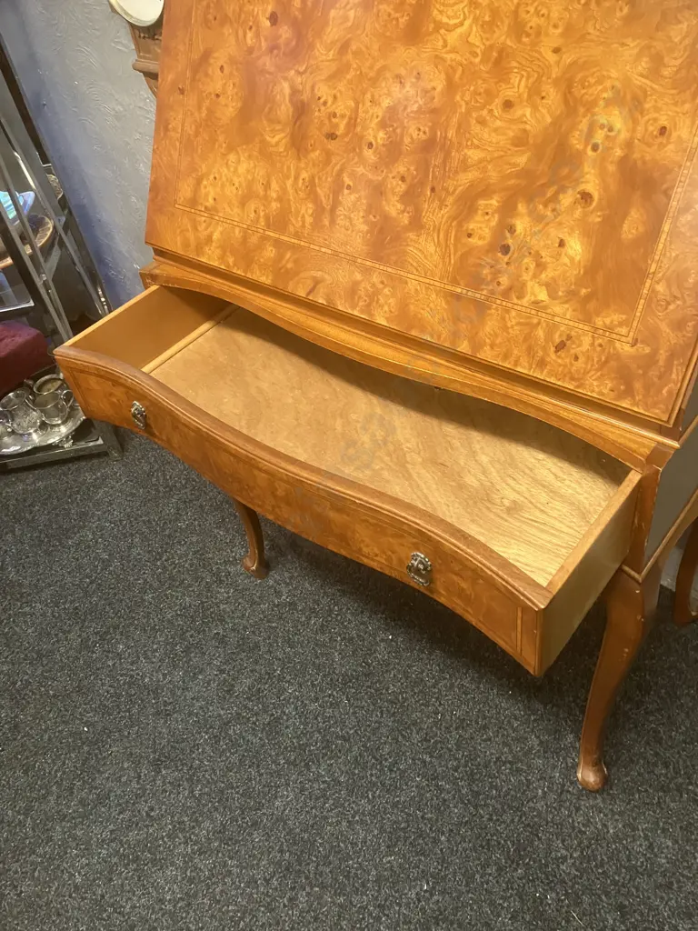 Ex Chandler House Burr Walnut Secretary Desk With Keys, Cabriole Legs. H111 W76.5 D42cm Image 1++