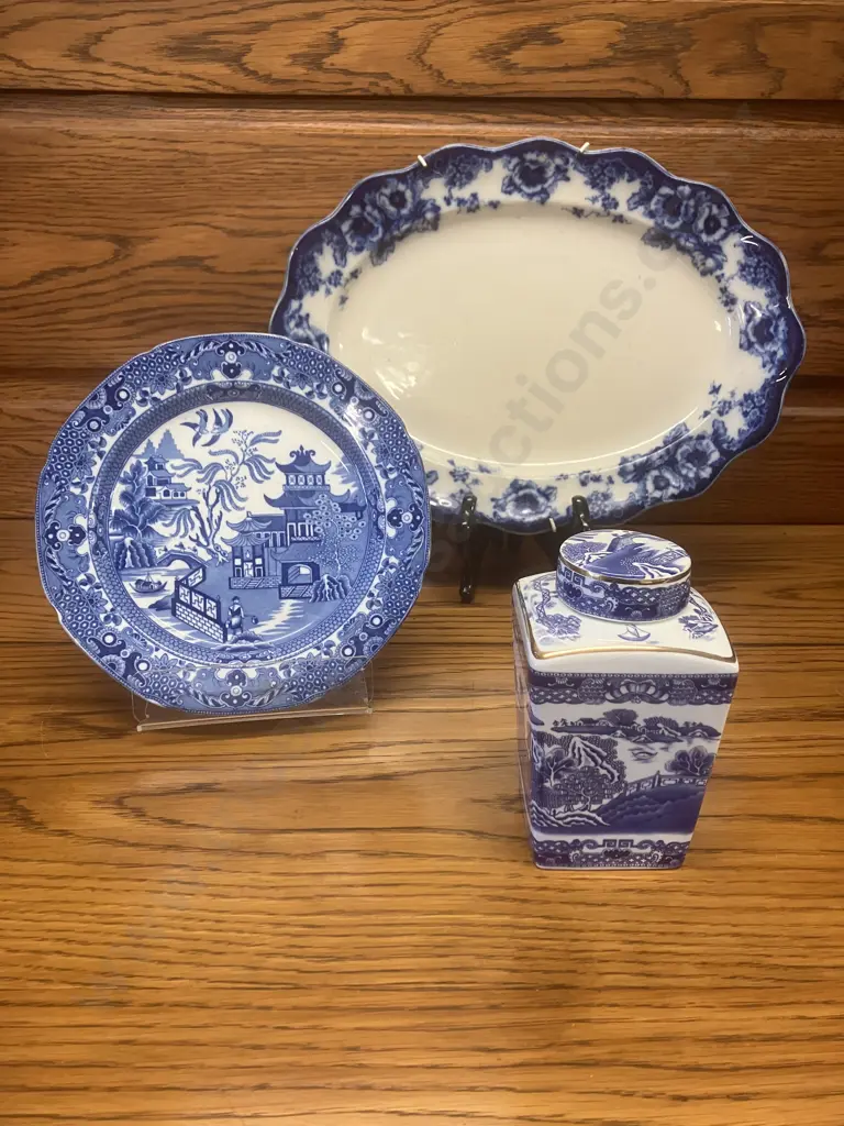Vintage 'Maling' Ringtons Blue & White Willow Pattern Tea Caddy (Wade Reproduction) 1991 Image 1++