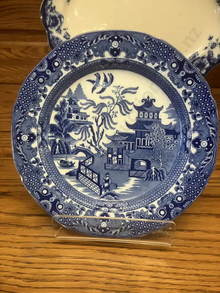 Vintage 'Maling' Ringtons Blue & White Willow Pattern Tea Caddy (Wade Reproduction) 1991 Image 1++