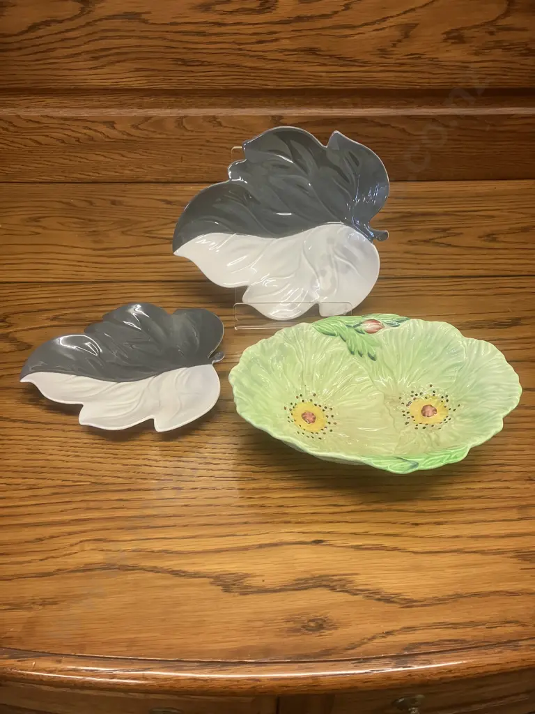 Vintage Carlton Ware (England) Australian Design Pair of Grey Leaf Twin Tone & Twin Poppy Serving Bowl Image 1++