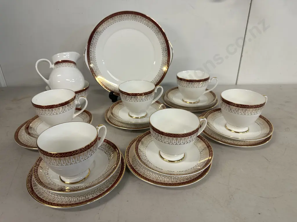 Vintage Royal Grafton 'Majestic' Bone China Teaware (af to Creamer) Image 1++
