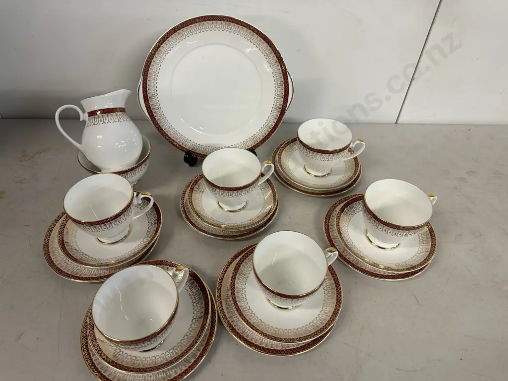 Vintage Royal Grafton 'Majestic' Bone China Teaware (af to Creamer) Image 1++