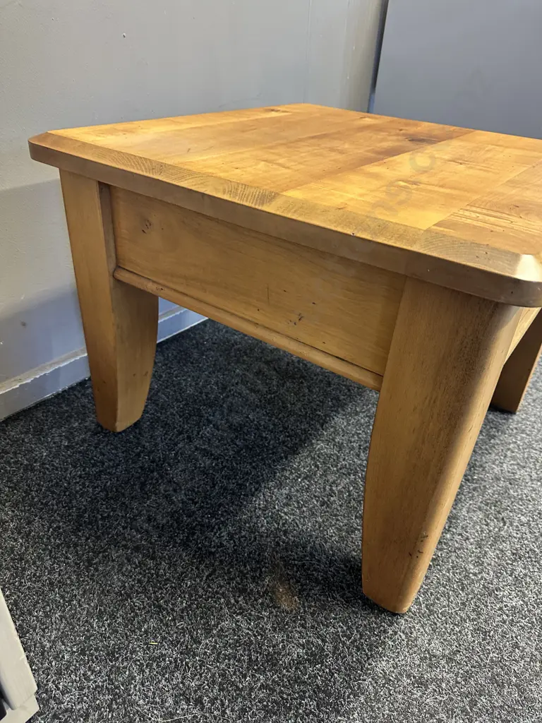 Ex Stephensons Furniture Square Rimu Side Table The Woodsmiths Maungaturoto Working With Nature H49,65x65cm. Image 1++