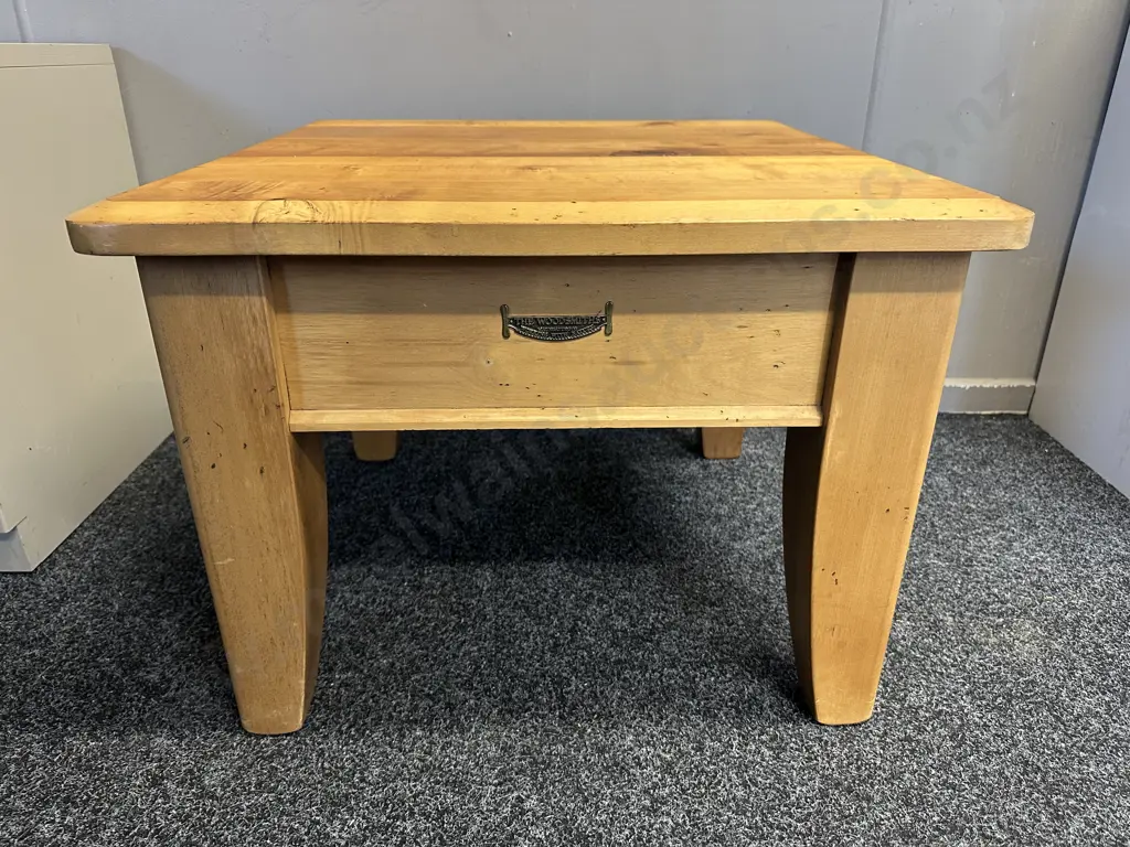 Ex Stephensons Furniture Square Rimu Side Table The Woodsmiths Maungaturoto Working With Nature H49,65x65cm. Image 1++