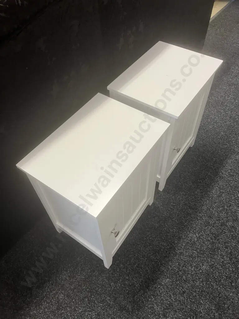 Pair of White Hamptons Bedside Tables, Single Door, Silver Knob. H52 W40 D30cm Image 1++