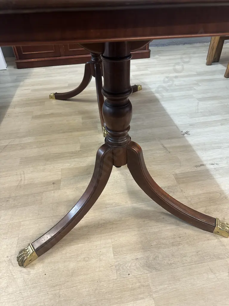 Stunning Oval Mahogany Dining Table, Double Pedestal With Brass Claw Feet, Glass Cover. H77 W150 D94cm Image 1++