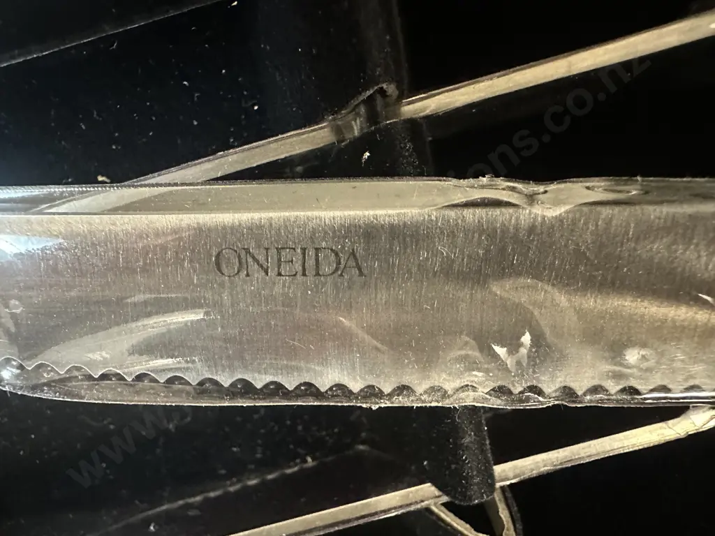 Oneida Meteor Six Piece Steak Knife Set Image 1++