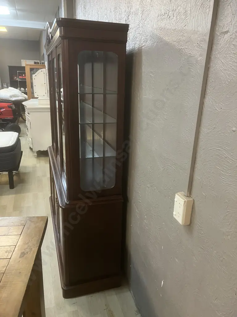 Mahogany 5 Door Display Cabinet with 3 Adjustable Glass Shelves . H189 W154 D42cm. 2 Piece Image 1++